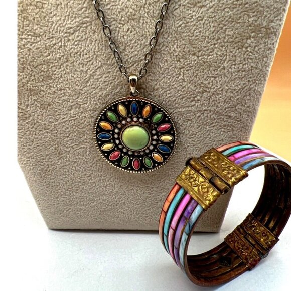 Vintage Jewelry - Vintage Boho Style Necklace & Bracelet Set With Multicolor Faux Gemstones.   N57